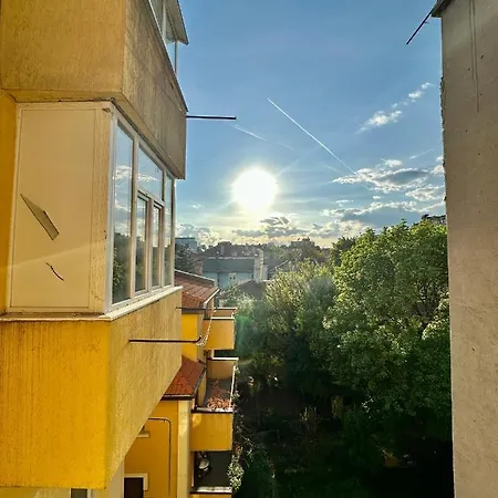 Downtown Delight By Lmg