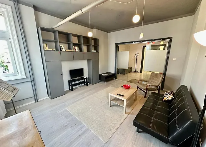 Downtown Delight By Lmg * ソフィア