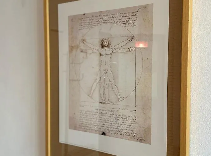 Downtown Delight By Lmg * Sofia